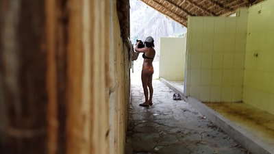 ჯაშუშური კამერა ესპანელი უნივერსიტეტის კოლეგაზე