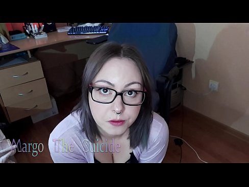 ❤️ სექსუალური გოგონა სათვალეებით ღრმად იწოვს დილდოს კამერაზე ❤❌ პორნო ჩვენთან ❌️❤